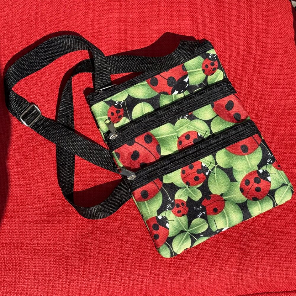 Ladybug Purse – Crossbody 3-Zip Design – New Without Tags